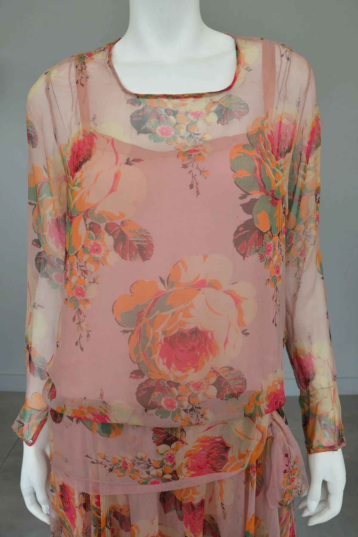 1920s Pink Floral Chiffon Flapper Dress needs TLC