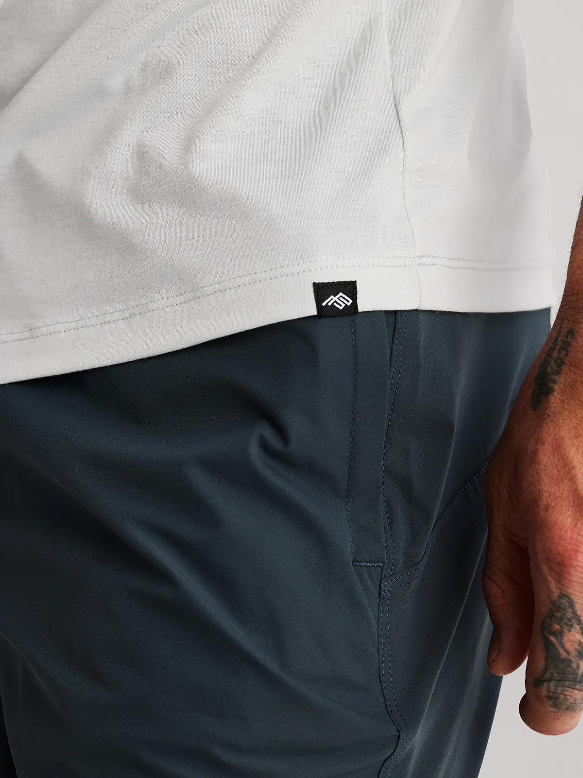Basis Tee