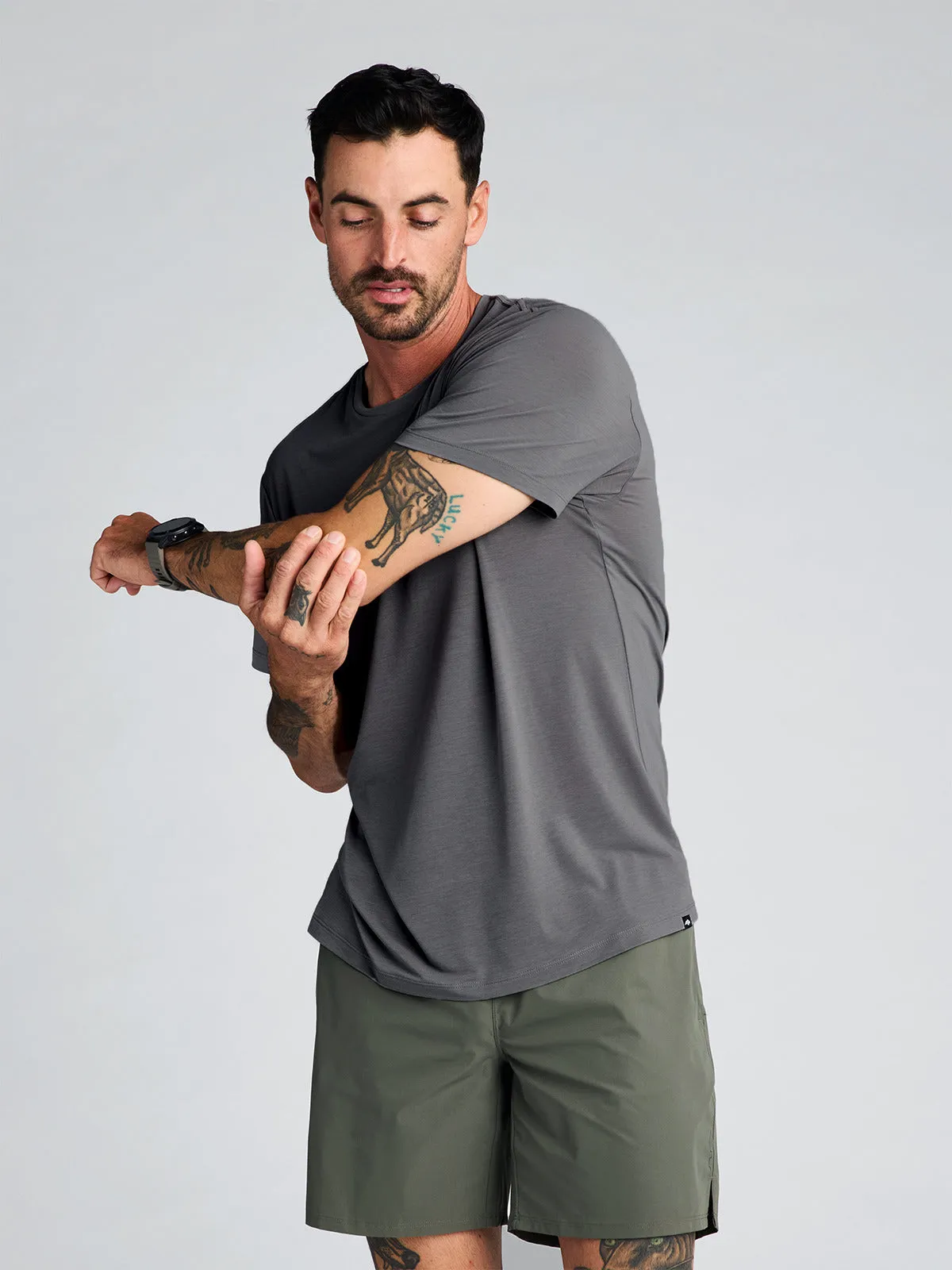 Basis Tee