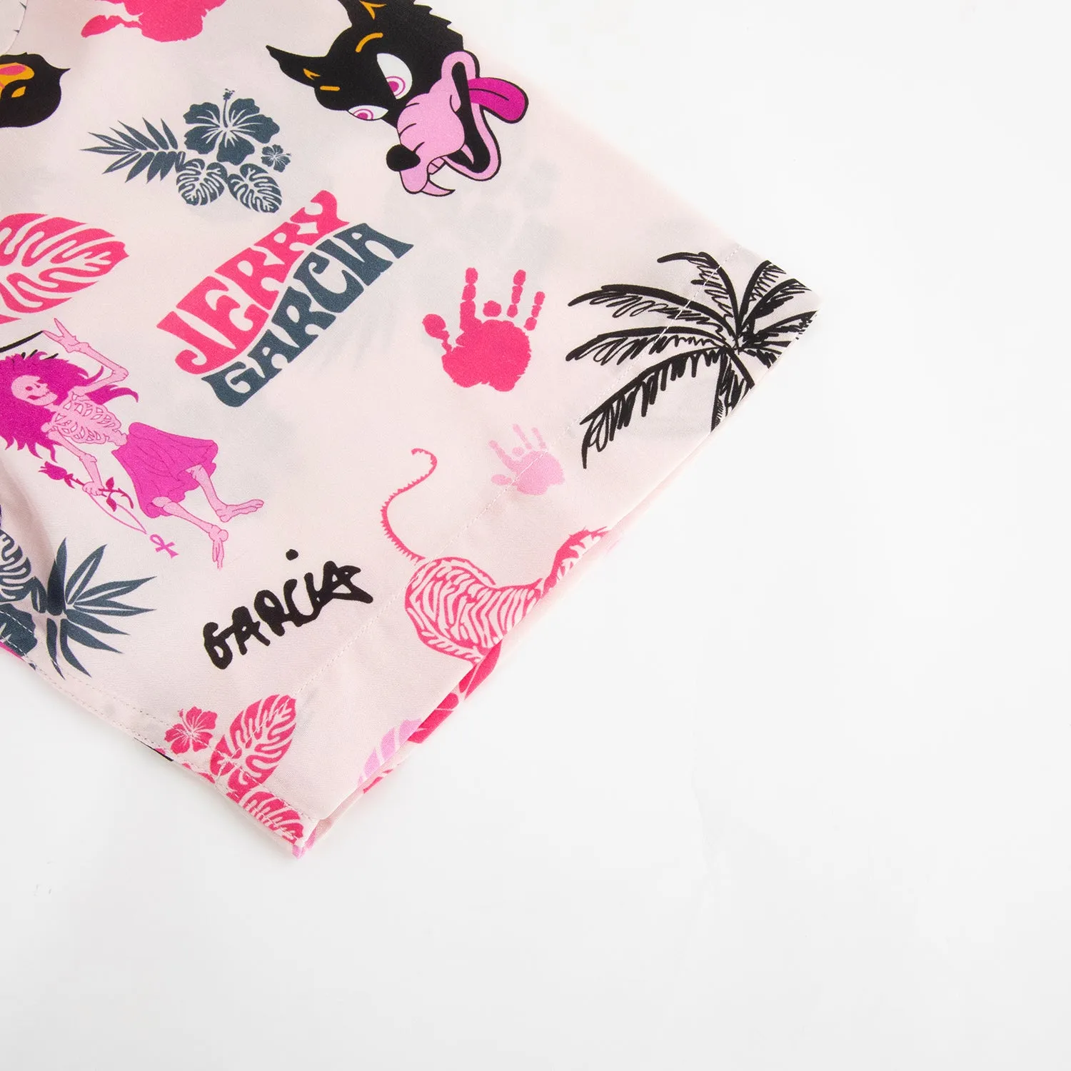 Jerry Garcia | Sustainable Relaxed Button Down | All Over Logo Jerry Pink