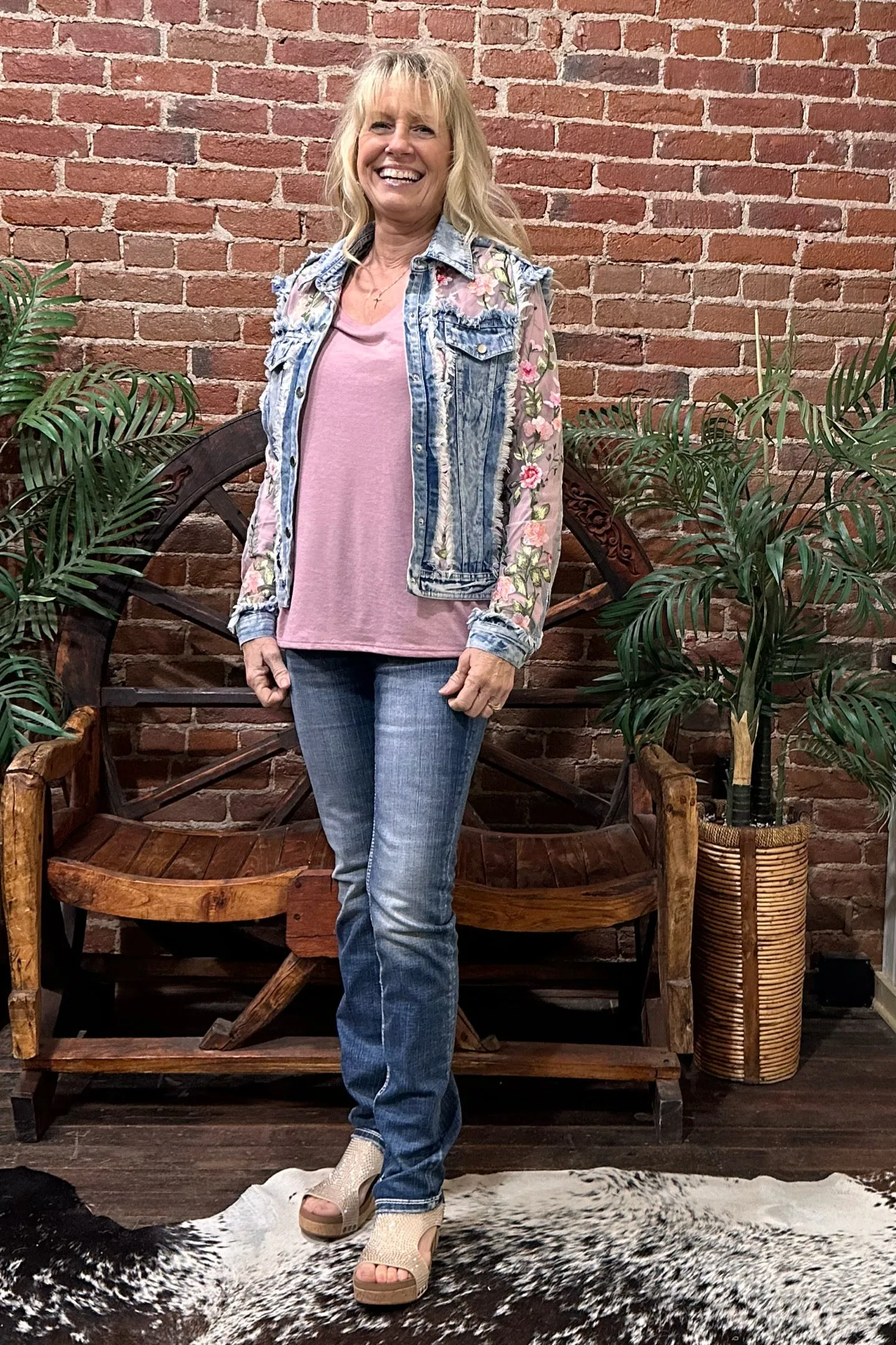 Women's BEST EVER V-Neck Long Sleeve Tee - Pink Rose